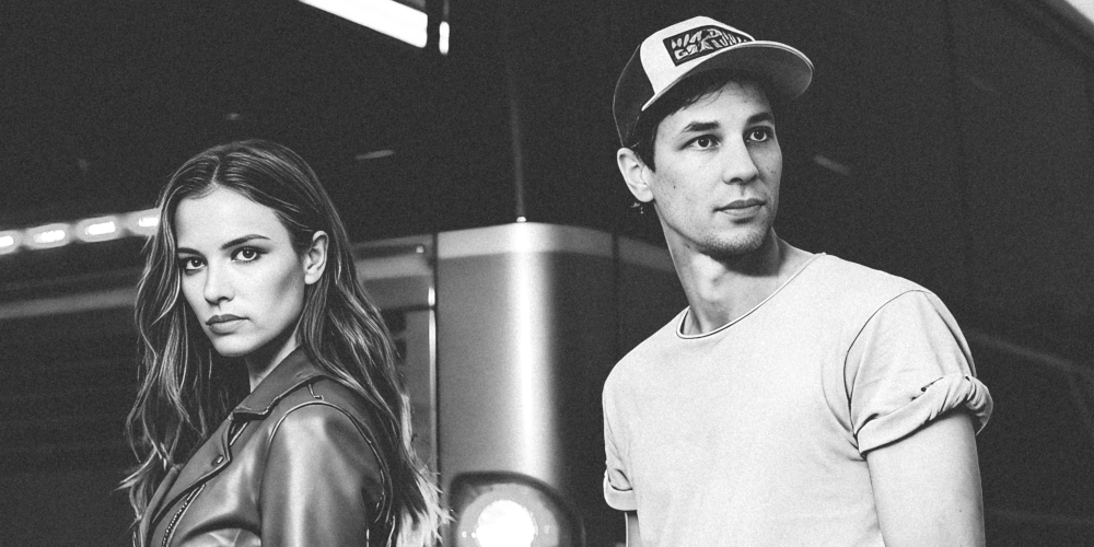 Patrick Kronenberger singt mit Romanfigur