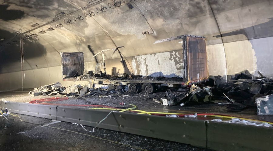 Nach Lkw-Brand im Engelbergtunnel: Oströhre zweispurig frei